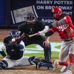 Cincinnati Reds stun New York Yankees with 9th-inning comeback win