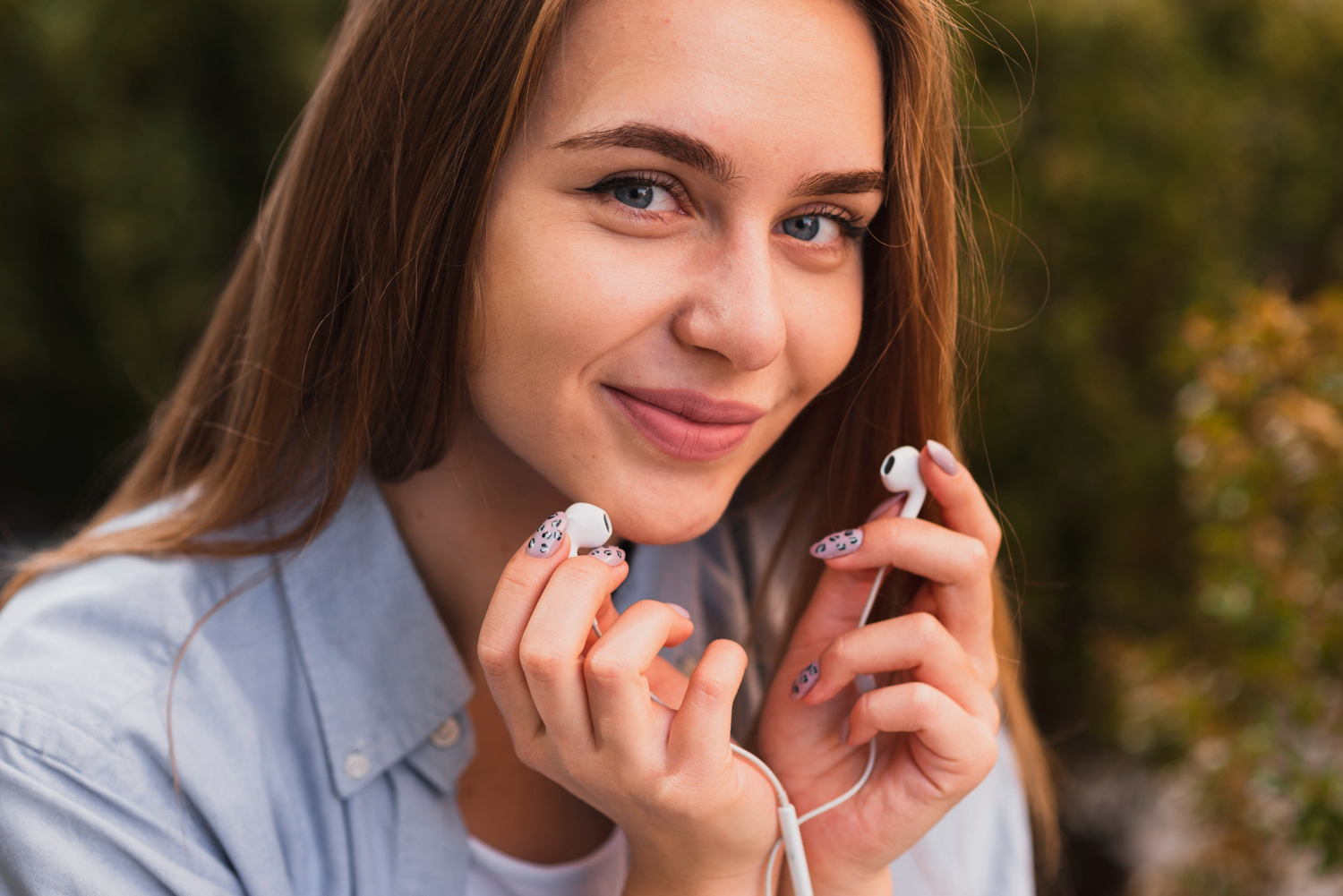 Best Wireless Earbuds Under $200 Guide 2024
