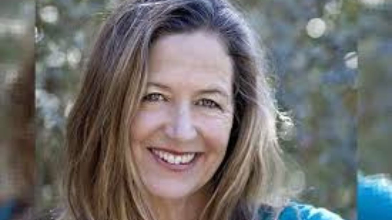 Susan Guth In The Shadows Of Fame